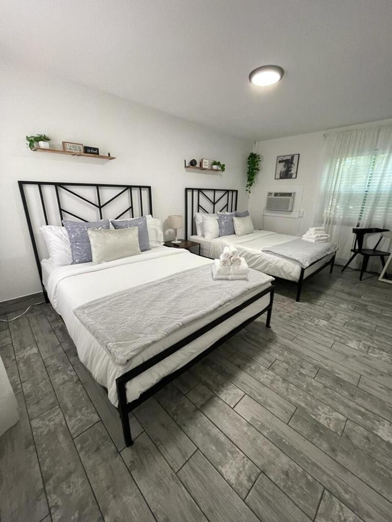 2Q Beds Studio Apt With Shared Pool 01 Clearwater Eksteriør bilde
